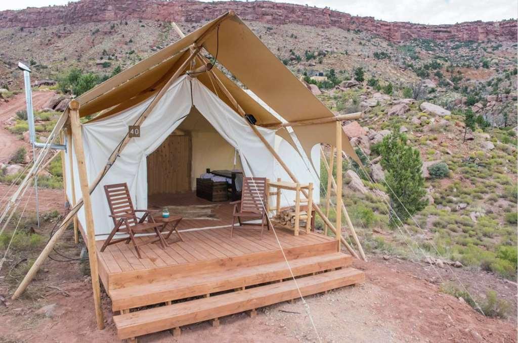 Under Canvas Zion Virgin Pokoj fotografie