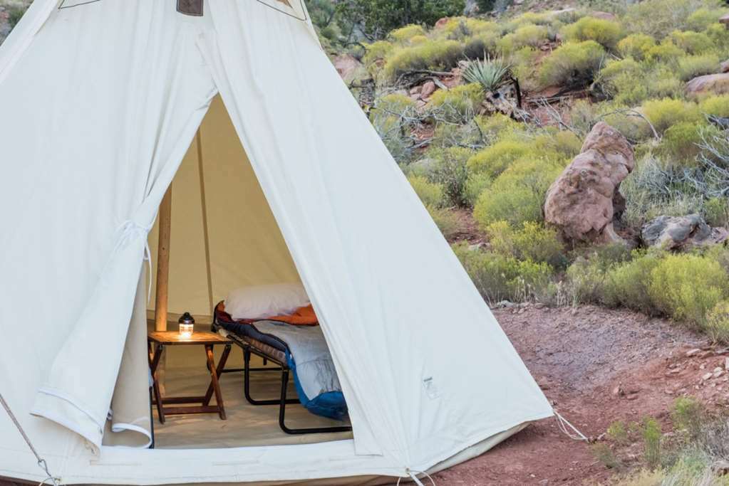 Under Canvas Zion Virgin Pokoj fotografie